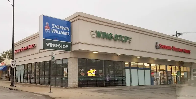 Wingstop storefront outside and inside view at 6160 N Lincoln Ave in Chicago, Illinois